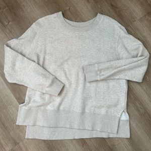 Kirkland sweatshirt top